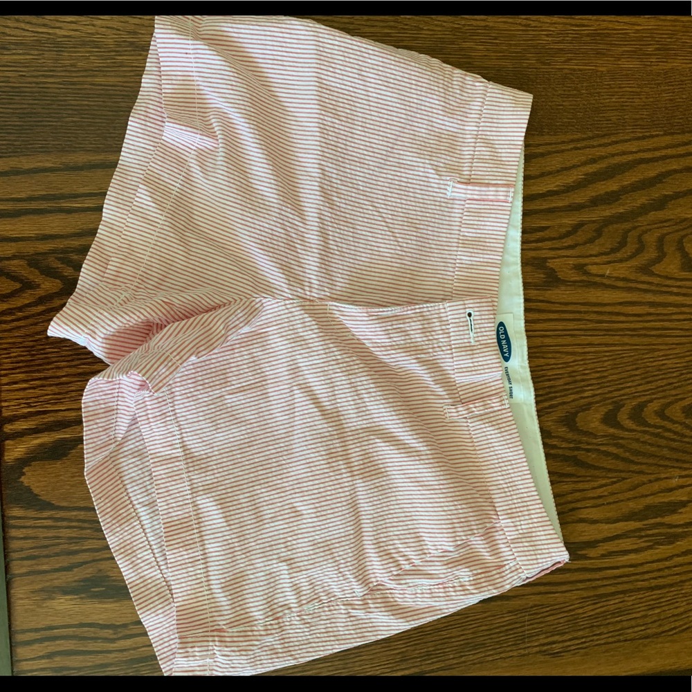 Old navy every day red striped shorts size 6